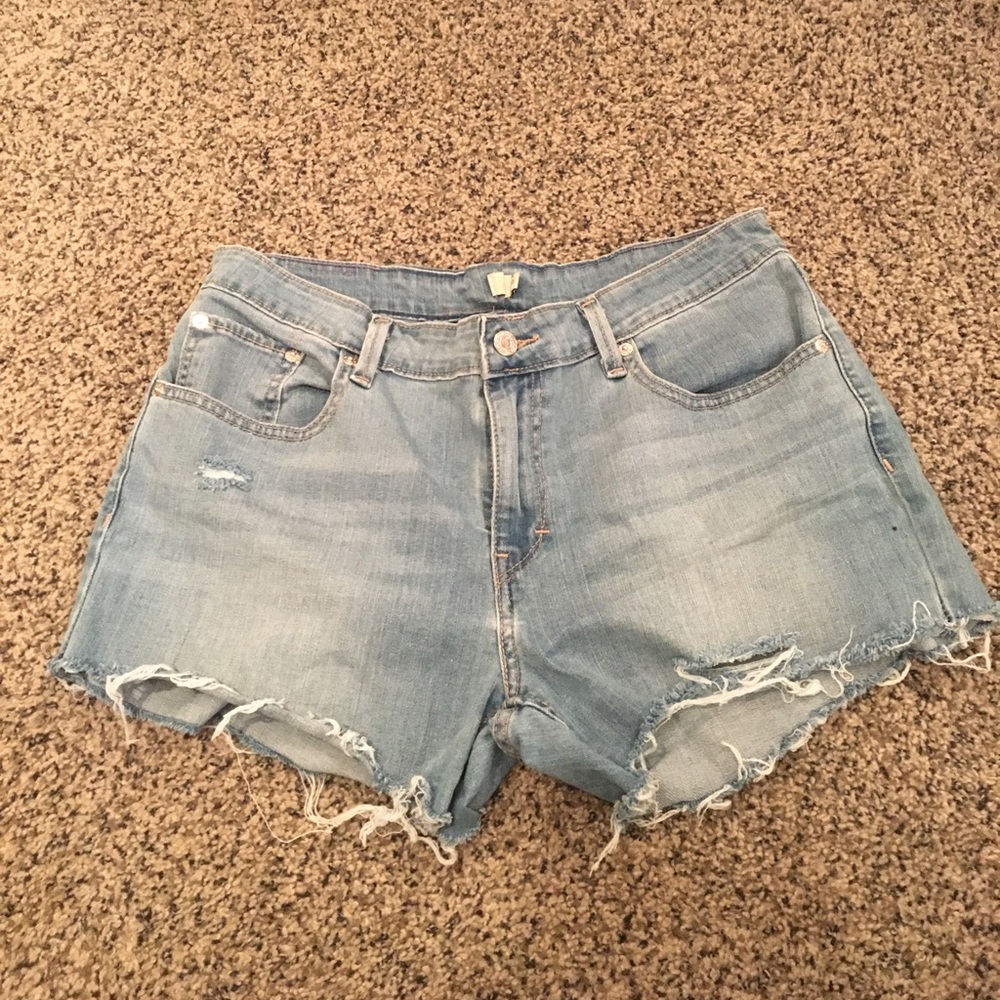 Levi’s shorts